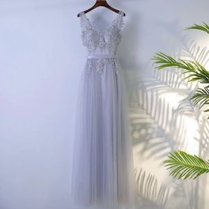 Gorgeous Prom/Wedding/Formal/Graduation Lace Tulle Dress